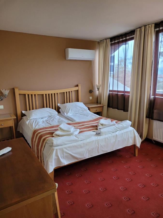 Complex Brashlyan Hotel Tryavna Exterior foto