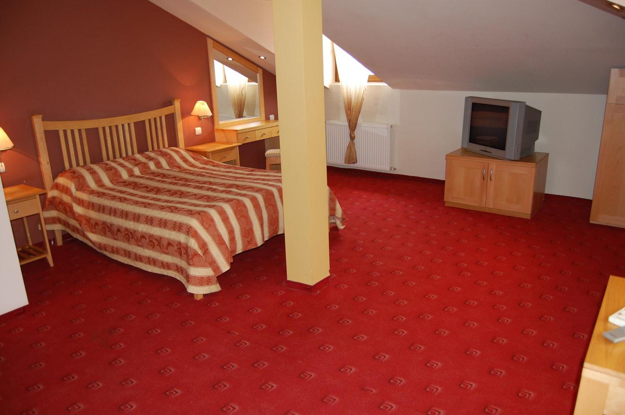 Complex Brashlyan Hotel Tryavna Exterior foto