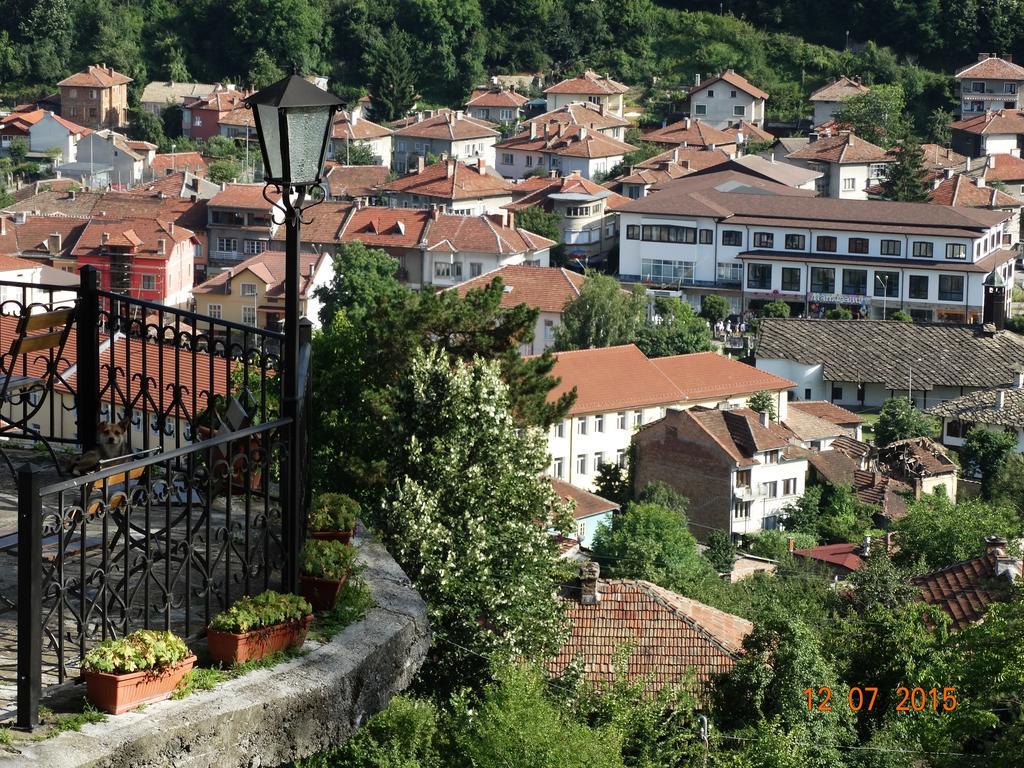 Complex Brashlyan Hotel Tryavna Exterior foto